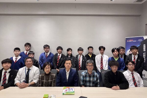 Academic Assembly Talk on AI for S1-2 Students 「科創大講堂」——胡事民院士蒞臨本校主講人工智能專題講座